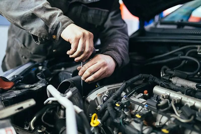 Salaire avec un CAP Maintenance des Véhicules - Option Voiture : à quoi s’attendre ?