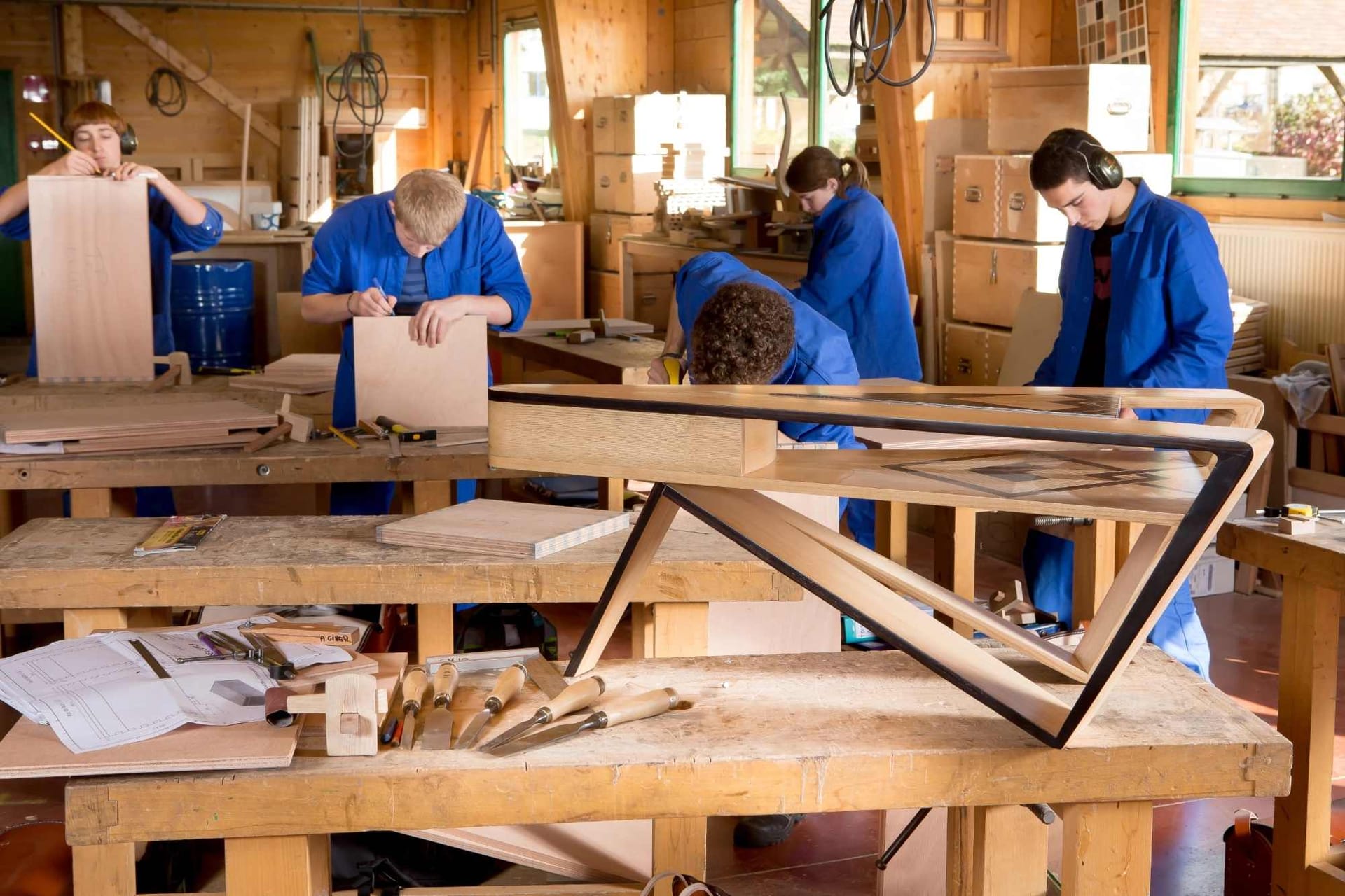 Quelles formations faire pour devenir ébéniste ?