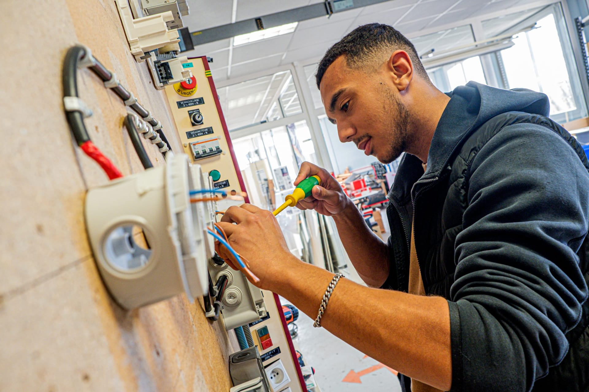 Financez votre CAP Electricien avec le CPF 