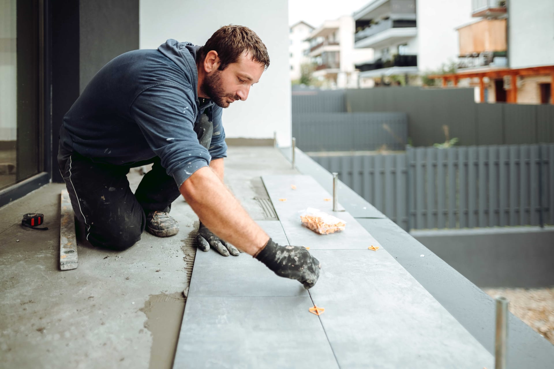 Salaire avec un CAP Carreleur Mosaiste : Que peut-on espérer après ce CAP ?
