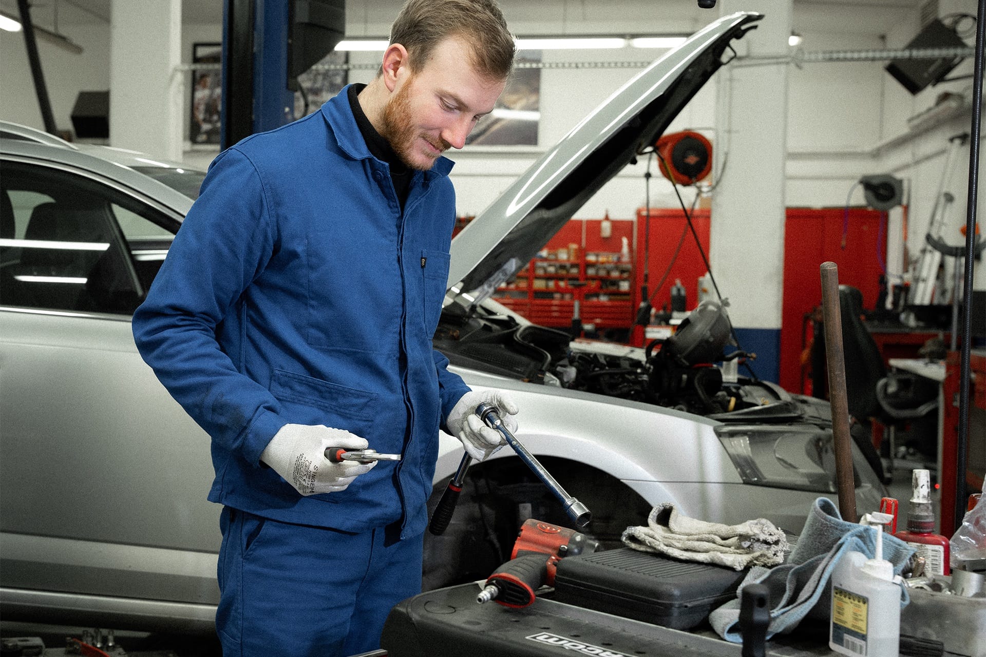 37% DES SALARIÉS ENVISAGENT UNE RECONVERSION VERS UN MÉTIER MANUEL